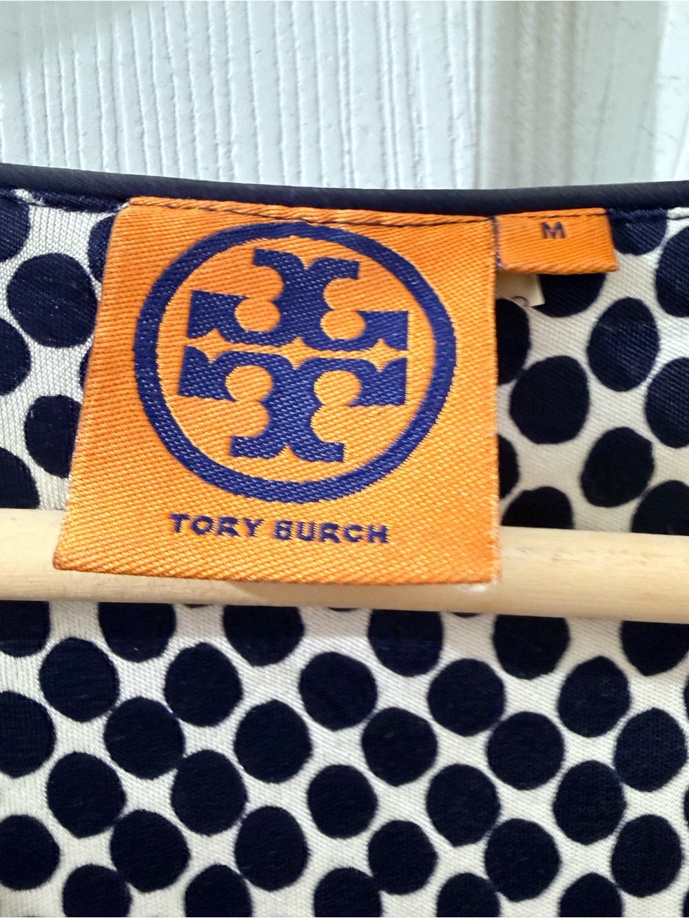 Tory Burch Silk Short. Sleeve Navy- White Polka Dots Shirt Dress Size M -  EUC - Picture 7 of 11
